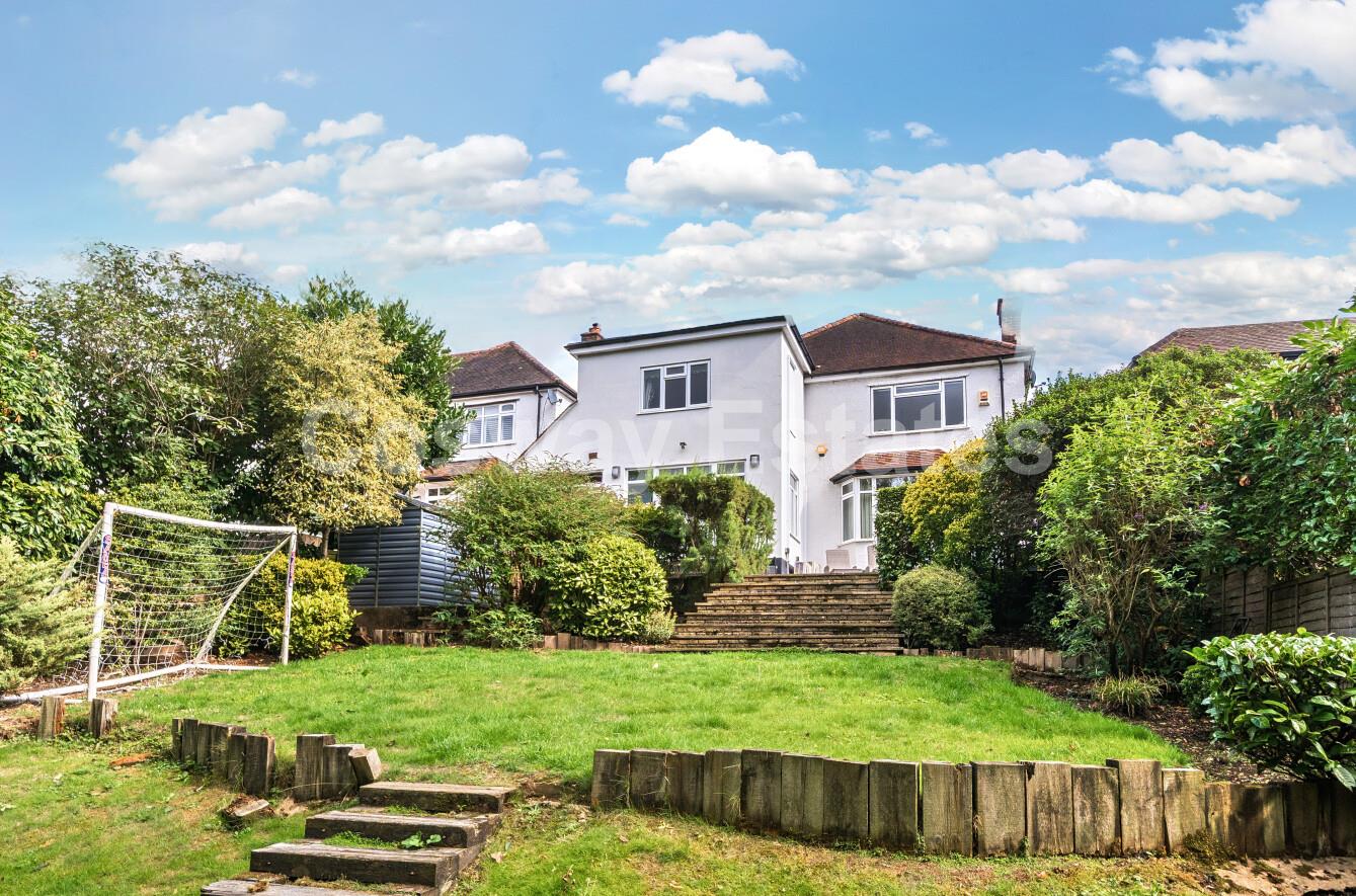 Hillside Grove, Mill Hill, NW7, London